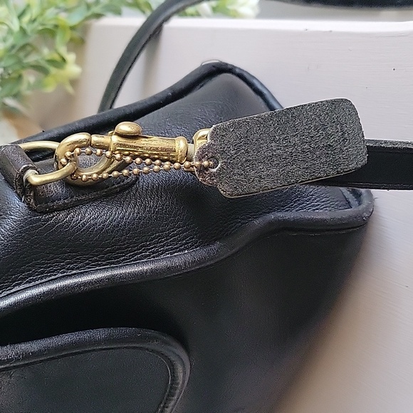 Vintage COACH Black Crosby Crossbody Leather Bag - Picture 16 of 16